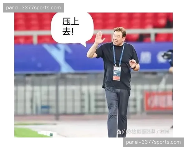 战术分析:斯卢茨基如何用“无锋阵”激活上海申花进攻线 战术分析:斯卢茨基如何用“无锋阵”激活上海申花进攻线